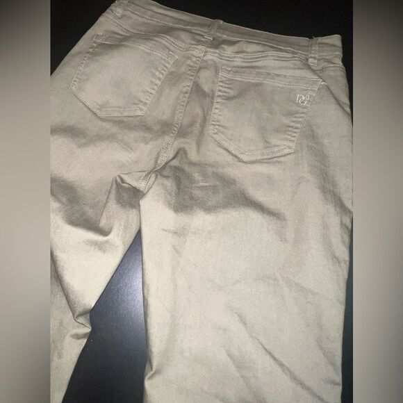 DG2 Diane Gilman Leopard Print Skinny Jeans Size 8 EUC - Picture 6 of 9